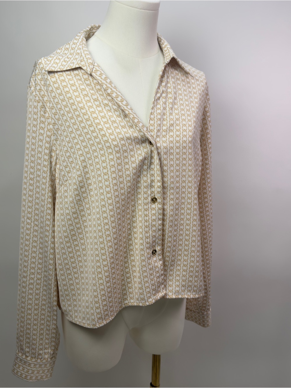 Michael Kors Gold & White Chainlink Pattern Button down long sleeve shirt size L